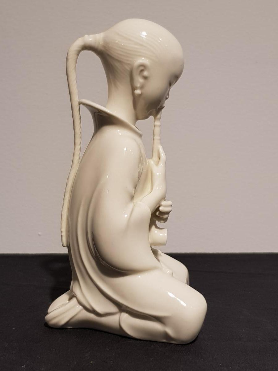 Personnage Chinois En Porcelaine