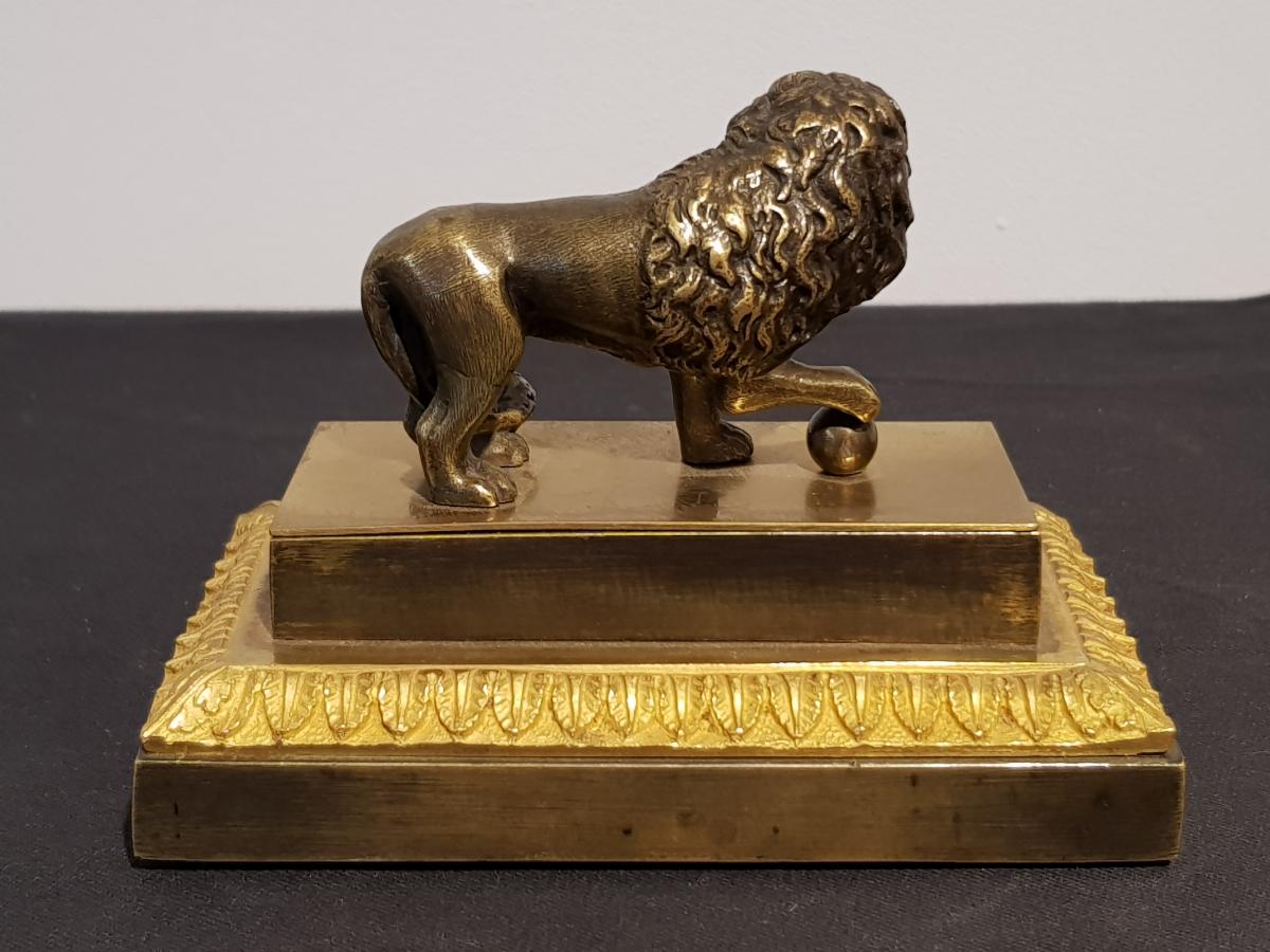 Bronze Lion-photo-3