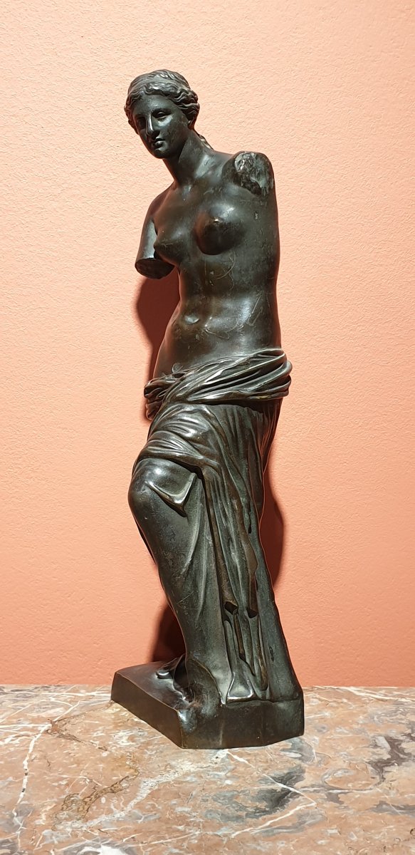 Venus De Milo - Auguste Moreau (1834 - 1917)-photo-2