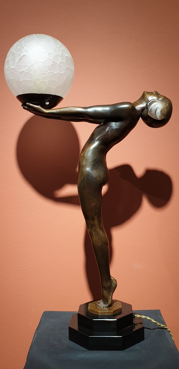 Clarté - Max Le Verrier (1891 - 1973)