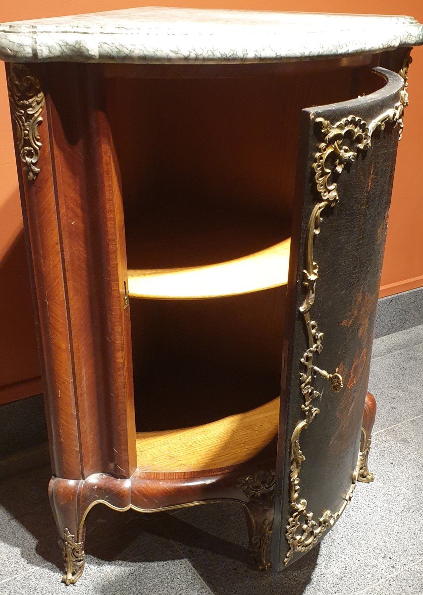 Corner Cabinet-photo-2