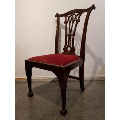 Suite de 4 chaises anglaises