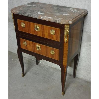 Commode Transition