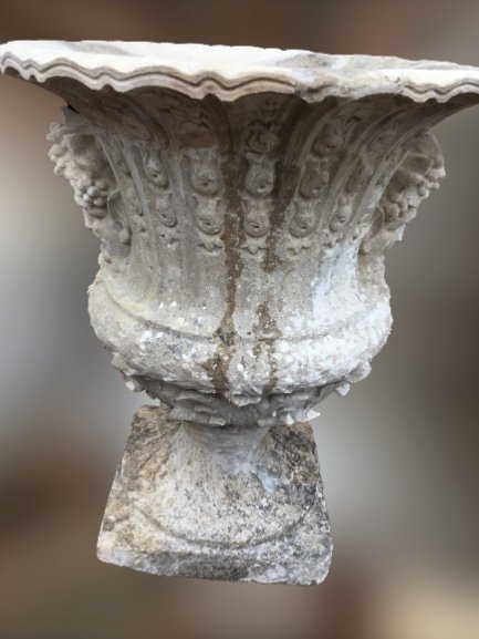 Pair Of Eighteenth Stone Vases On Pedestal-photo-4