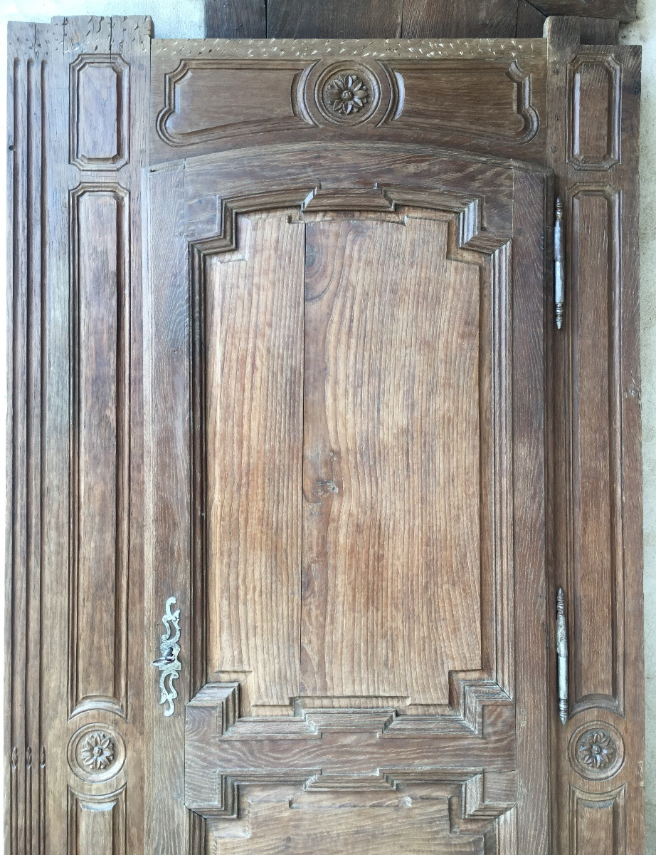 Façade de placard XVIII ème, École de Salies de Béarn, en chêne et châtaignier -photo-2