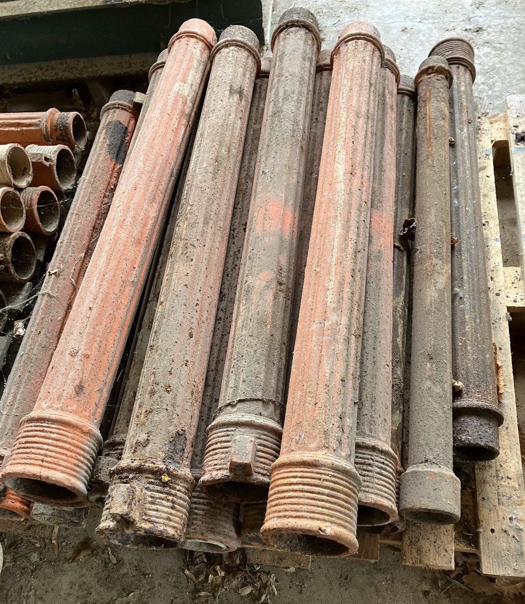 Descentes d’eau pluviale en fonte XIX ème 