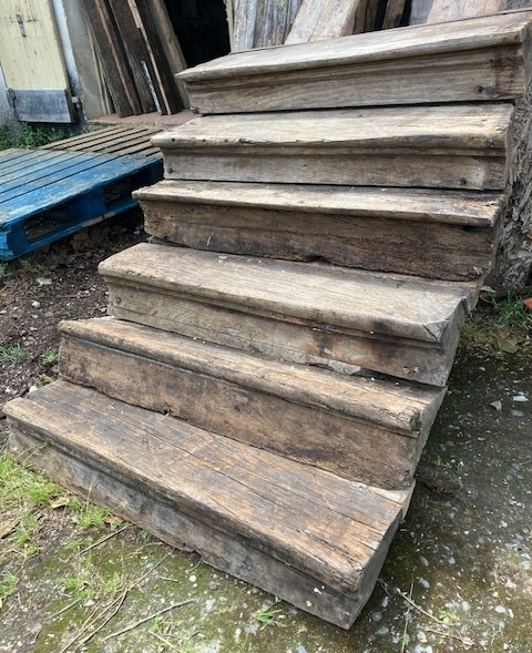 30 Staircases In 17th Or 18th Century Oak
