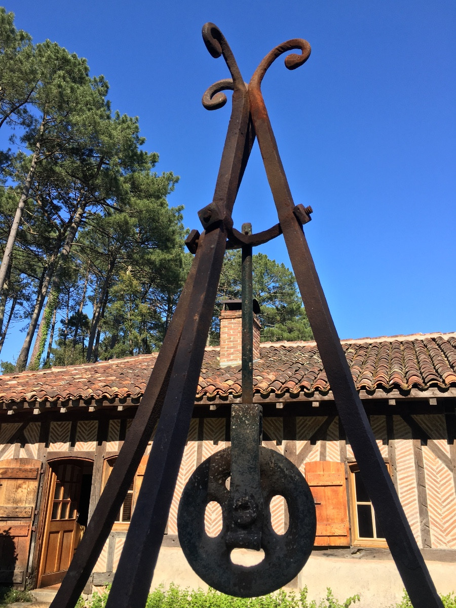 Scrap From A 19th Century Well With Pulley-photo-3