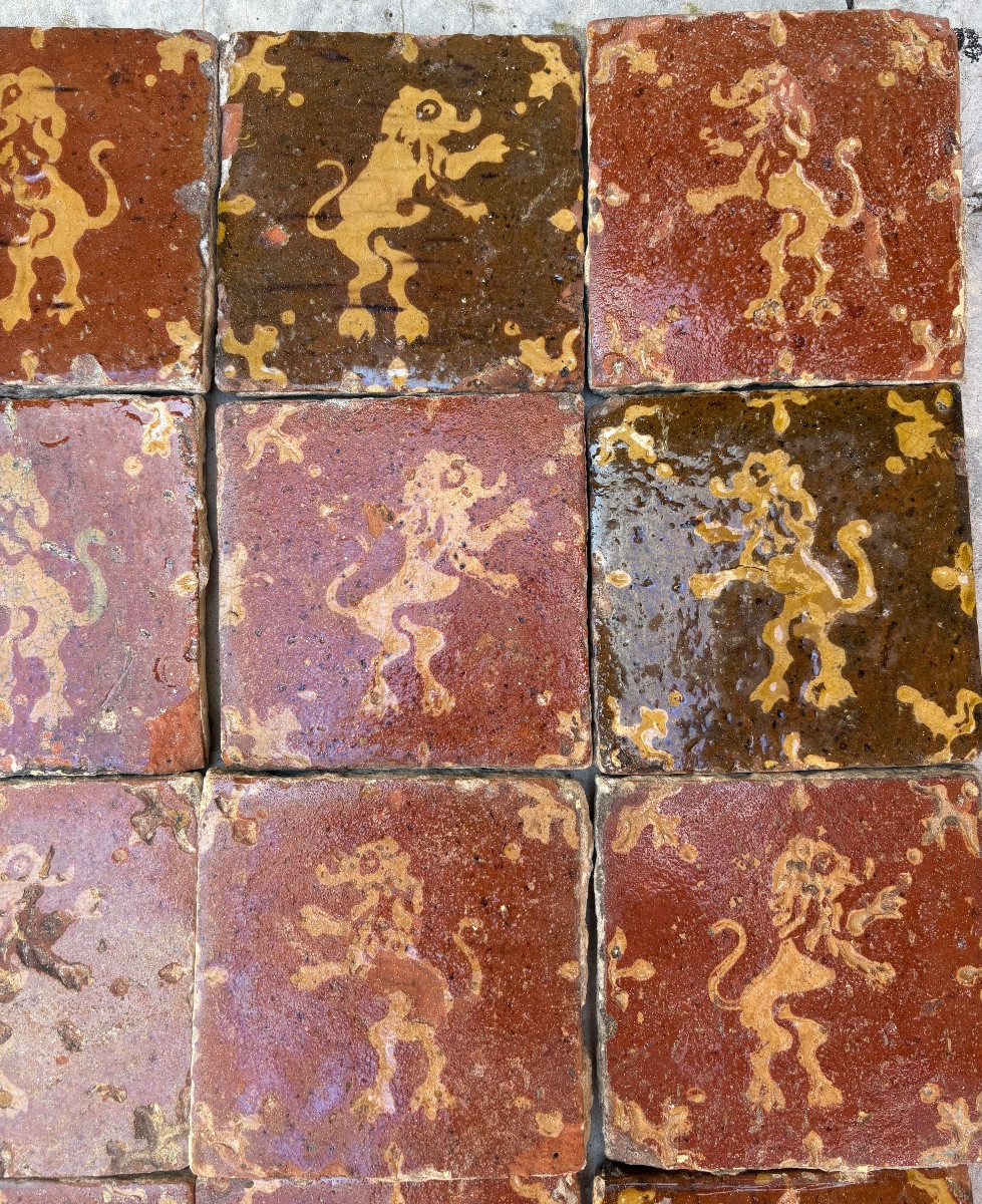 19 Flanders Glazed Terracotta Lion Tiles, 16th Or 17th Century-photo-4