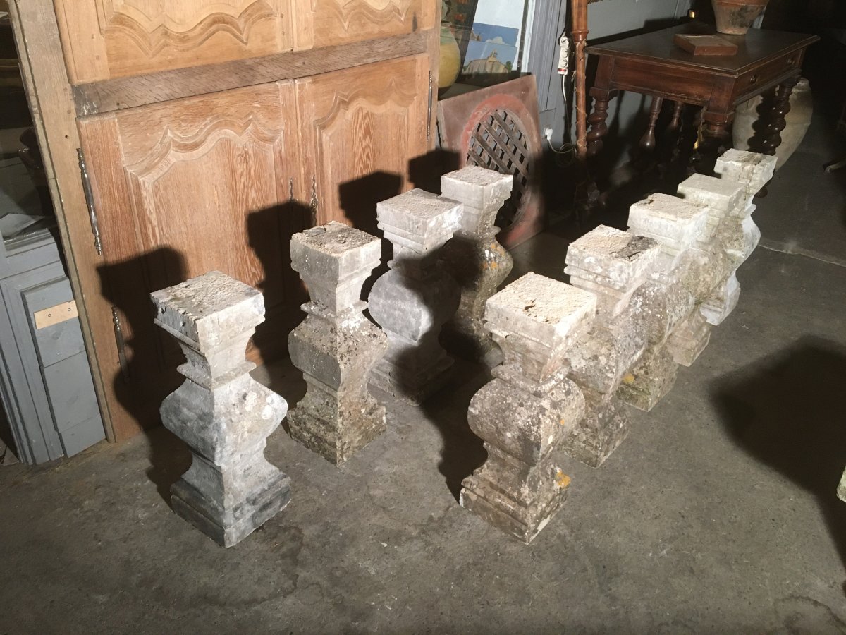 9 18th Century Stone Balusters-photo-4