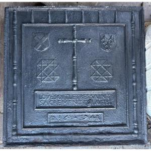Grande plaque de cheminée en fonte XVII ème 