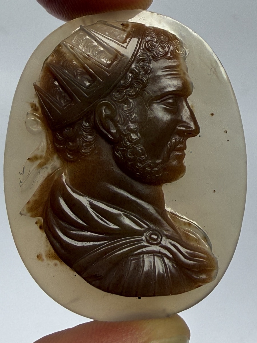 Cameo Figuring Caracala-photo-2