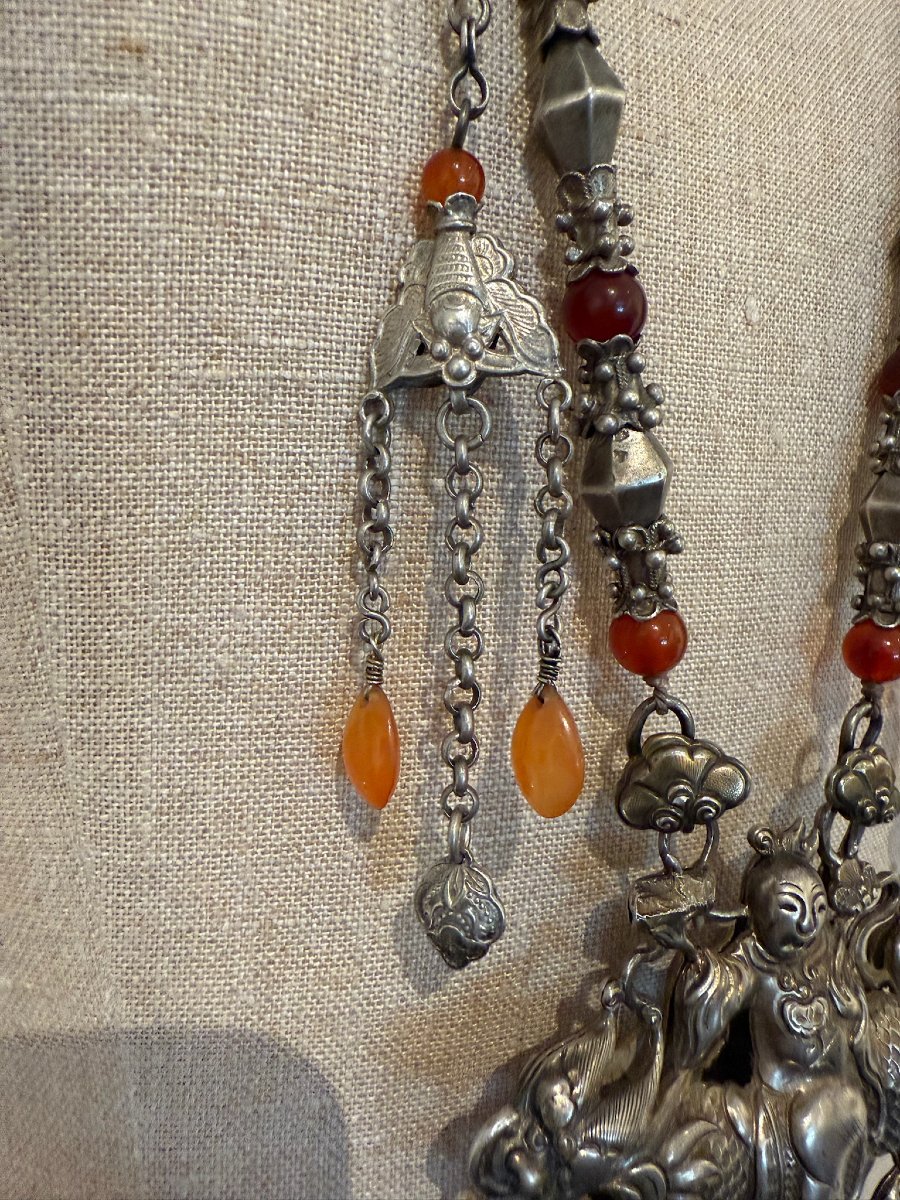 Chinese Silver Necklace Decorated With Carnelian Rosary-photo-2