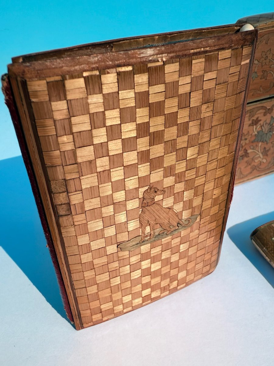 Ensemble de six objets de marqueterie de paille, carnets de bal et étuis - XVIIIe/XIXe siècle-photo-2