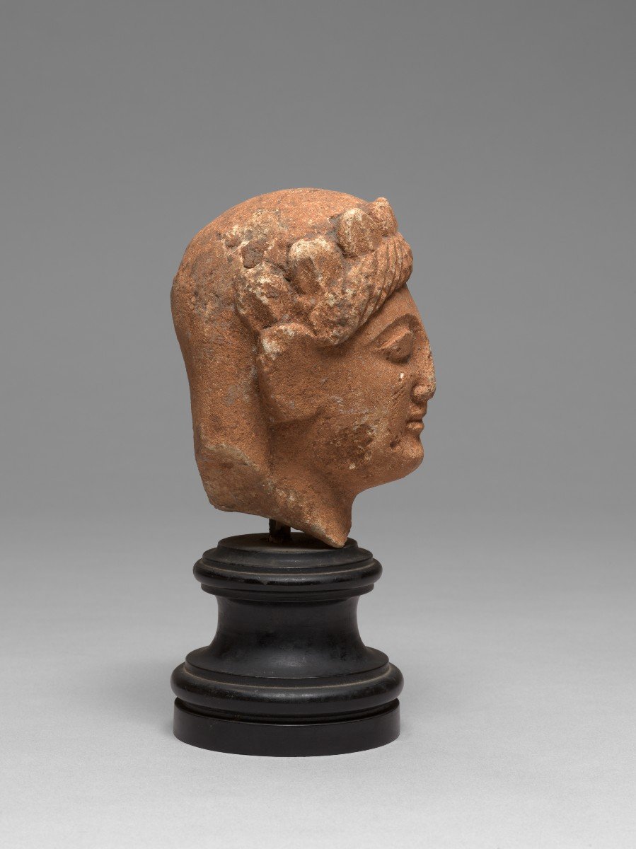 Tête en calcaire chypriote d'une femme votaire, fin VIe-début Ve siècle avant JC-photo-3