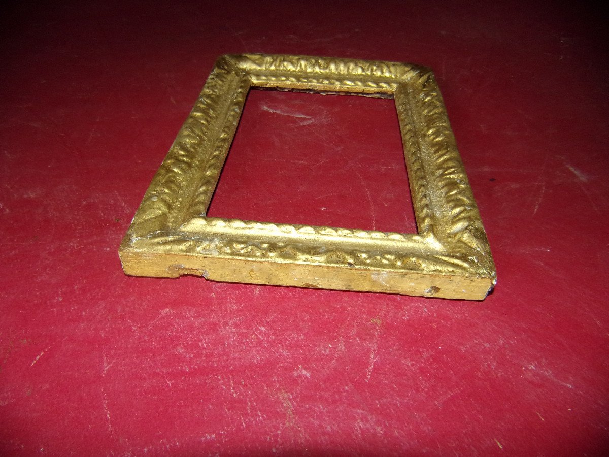 Frame From The Early 17th Century, Louis XIII, In Golden Wood.-photo-4