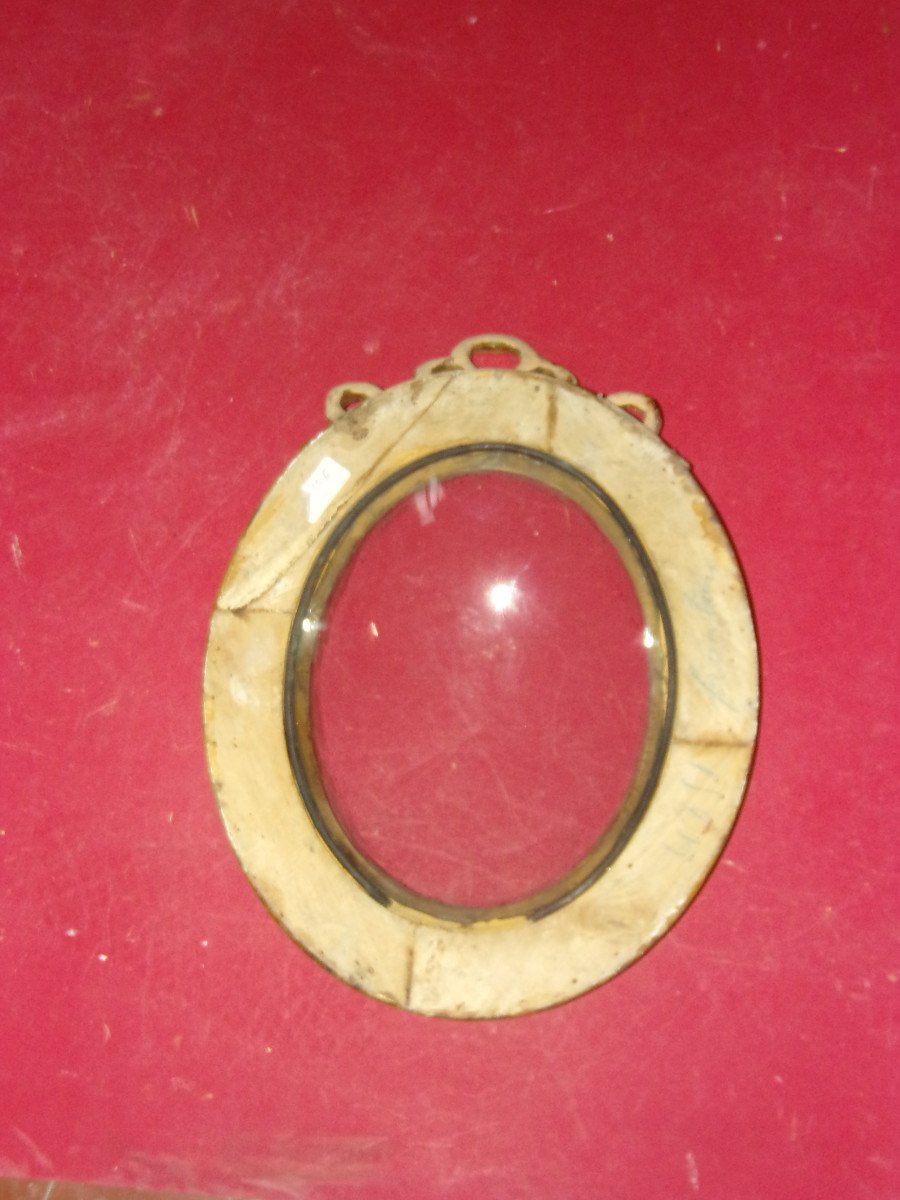 Cadre époque 19ème, En Bois Doré; Avec Verre Bombé.-photo-3