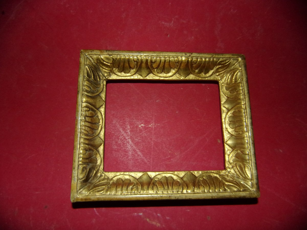  Small Frame From The Early 20th Century, In Golden Wood.
