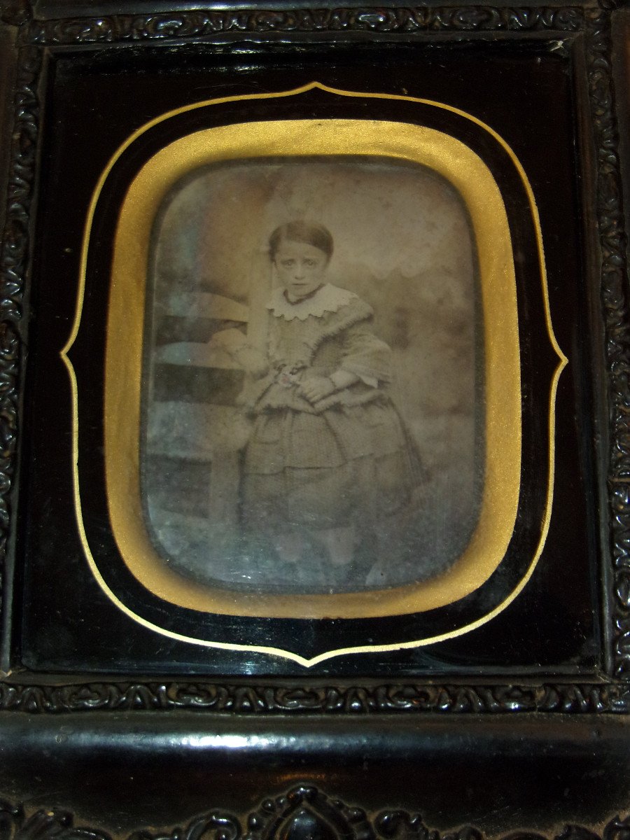 Daguerreotype With Its Frame, 19th Century.-photo-2