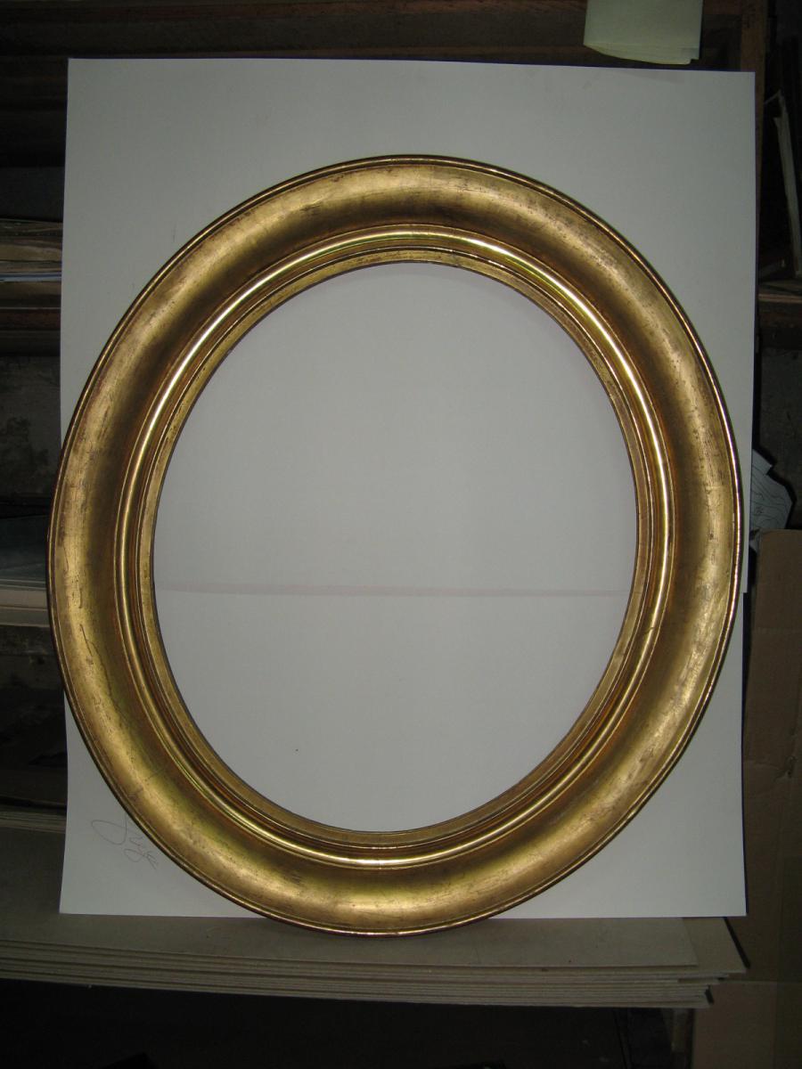 Oval Frame, The 19th Time In Golden Wood.-photo-4