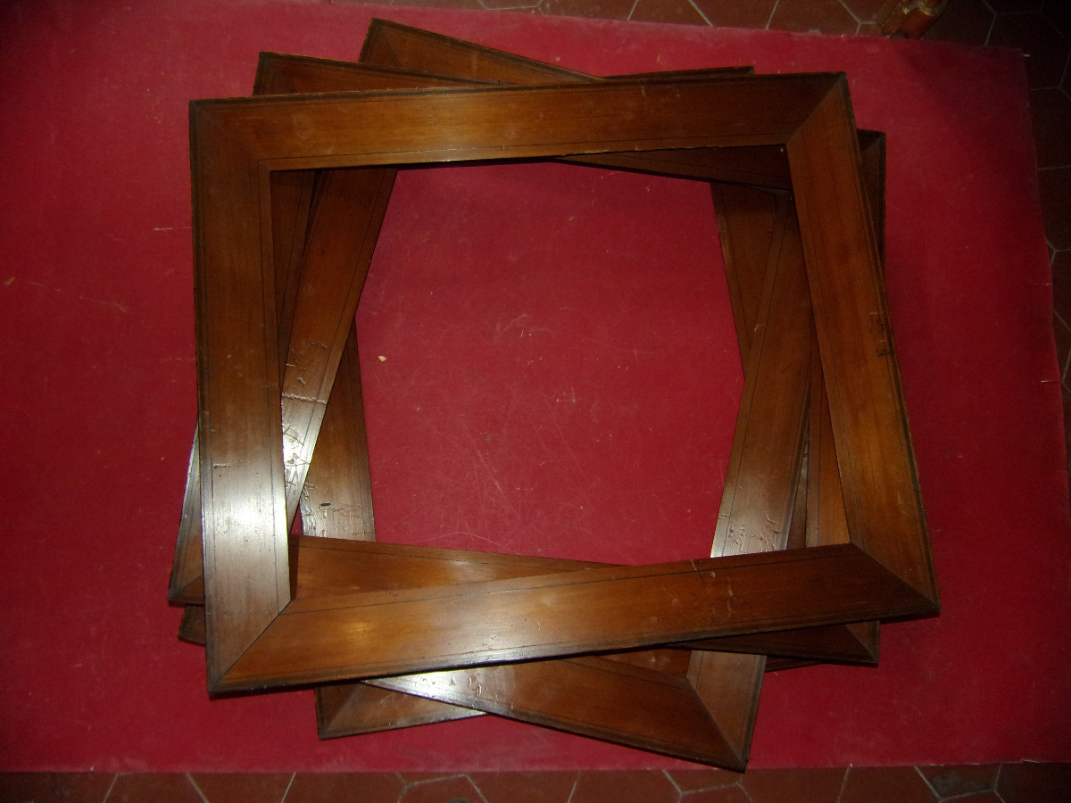 Set Of 4 Pitch Pine Wood Frames Of Identical Dimensions, 19th Century.