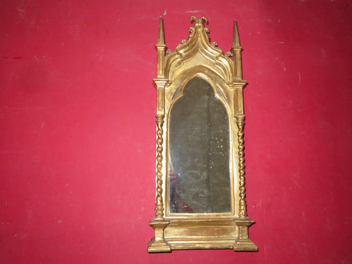 Miroir De Forme Cathédrale, En Bois Doré, époque 19ème.