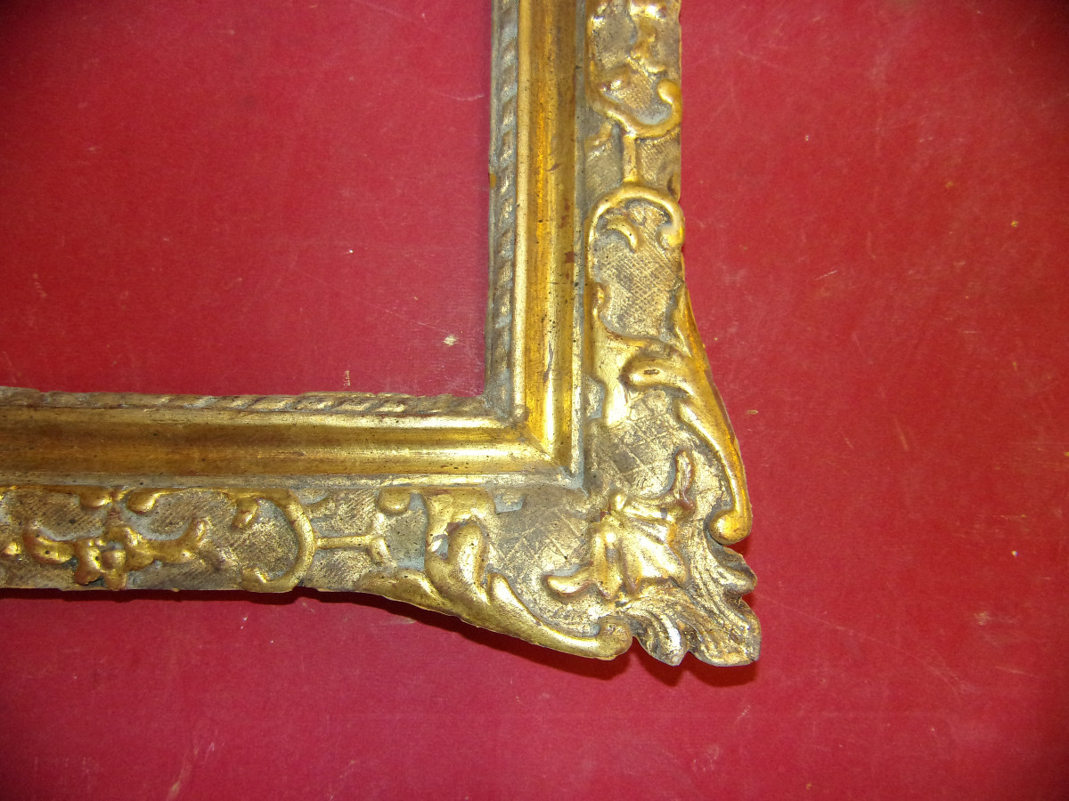 Cadre époque  fin 17ème,  Louis XIV en bois doré.-photo-4