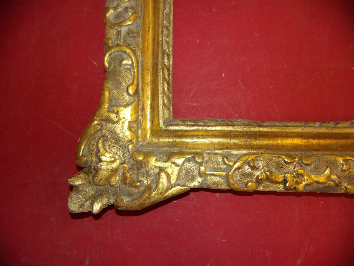 Cadre époque  fin 17ème,  Louis XIV en bois doré.-photo-1