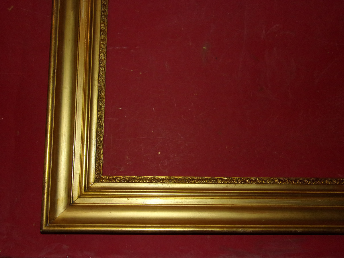 Cadre époque 19ème, en bois doré.-photo-1