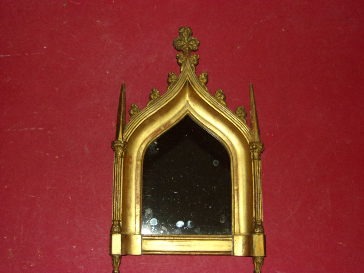 Neo-gothic Style Mirror In Gilded Wood, 19th Century.