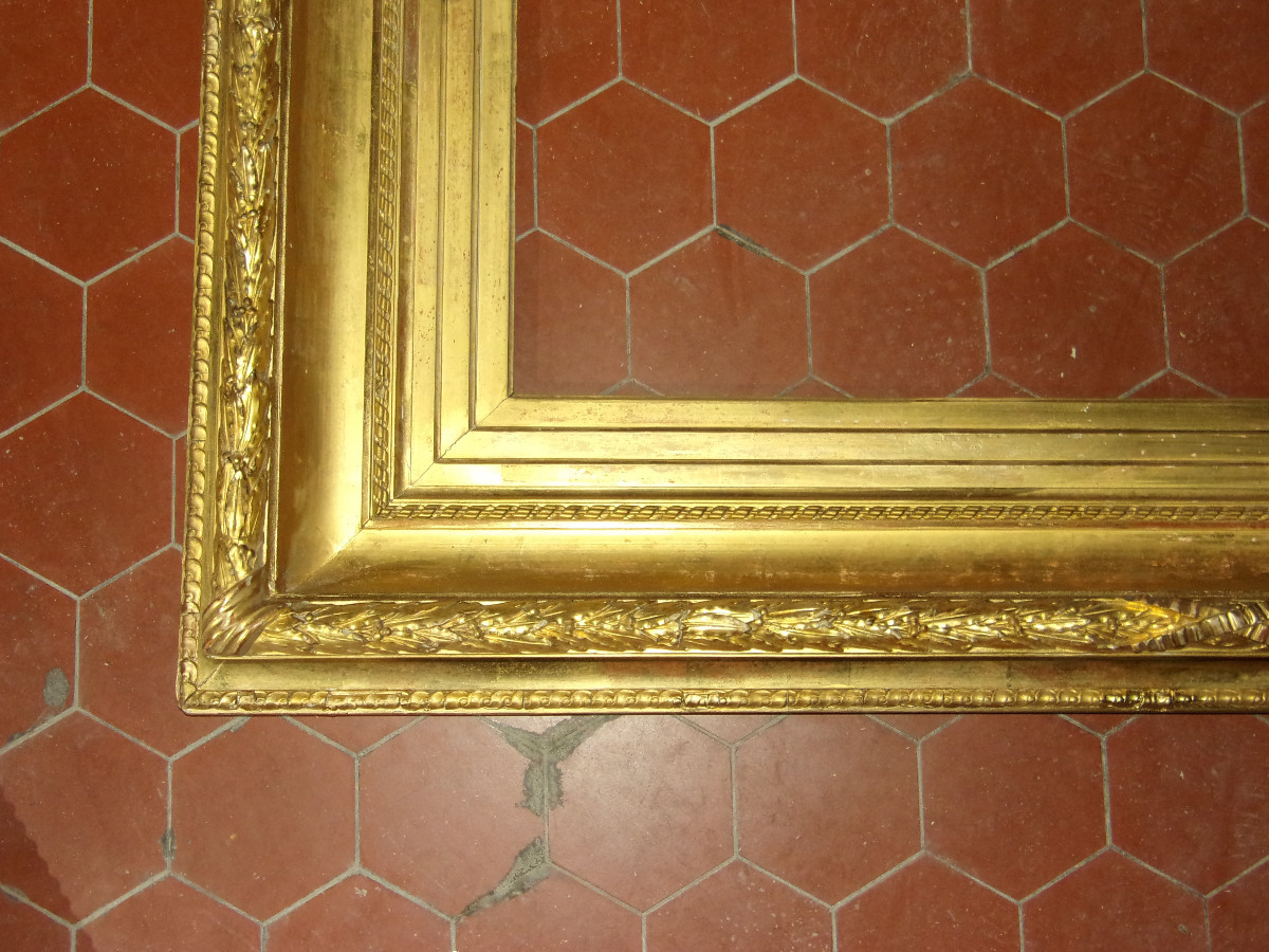 Large 19th-century Frame In Gilded Wood.-photo-1
