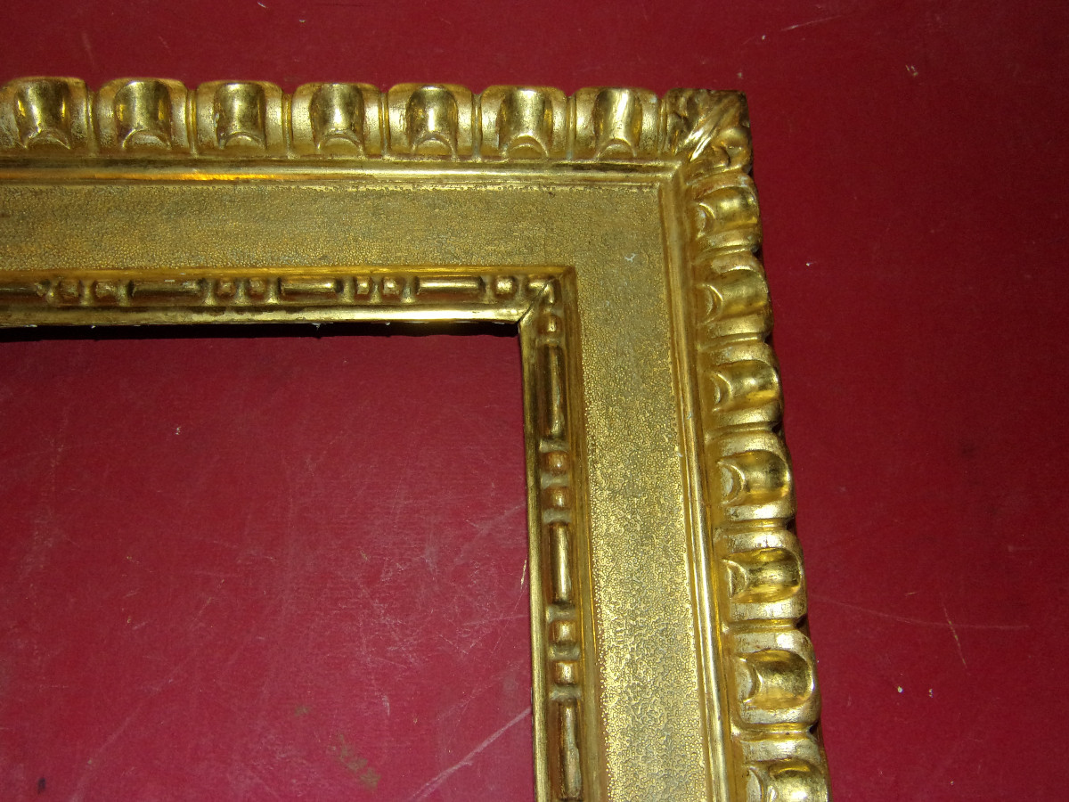 Cadre à cassetta Italien , époque 17ème, en bois doré.-photo-3