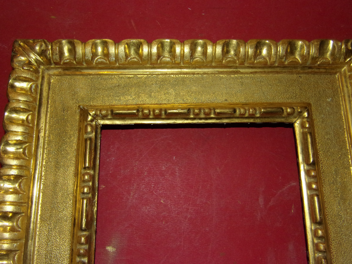 Cadre à cassetta Italien , époque 17ème, en bois doré.-photo-2