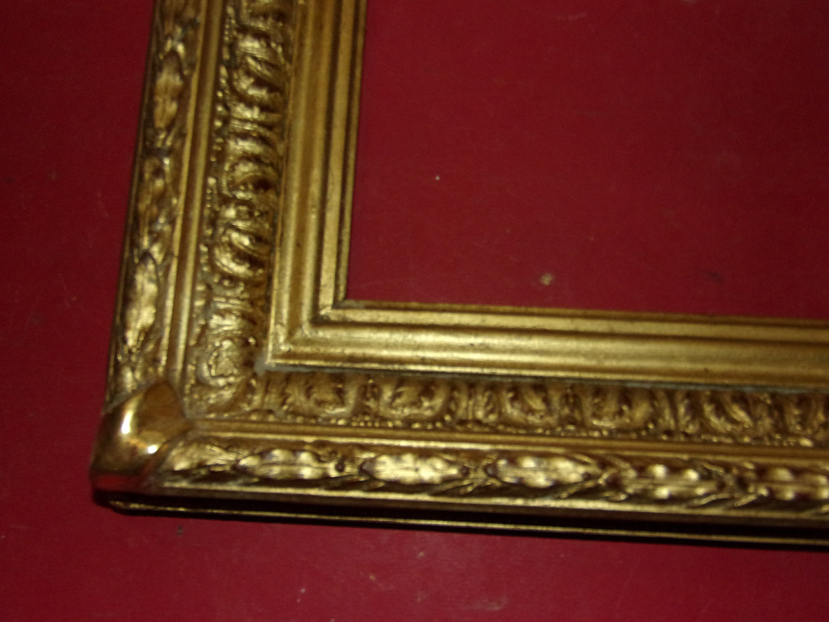 Cadre époque 19ème, en bois doré.-photo-1