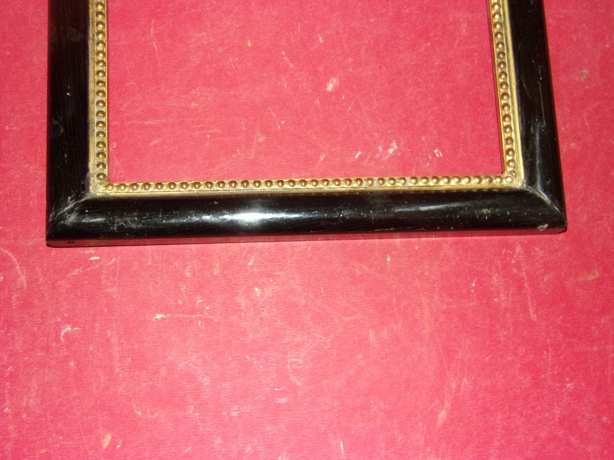 Paire de cadres époque 19ème, en bois doré et noir.-photo-4