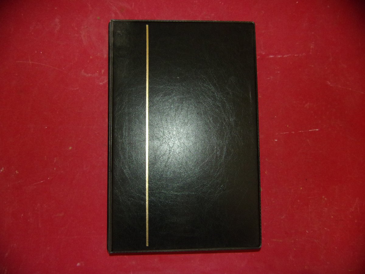 Album Of Religious Images And 19th-century Canivets.-photo-2