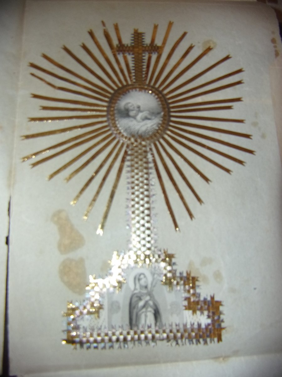 Album Of Religious Images And 19th-century Canivets.-photo-3