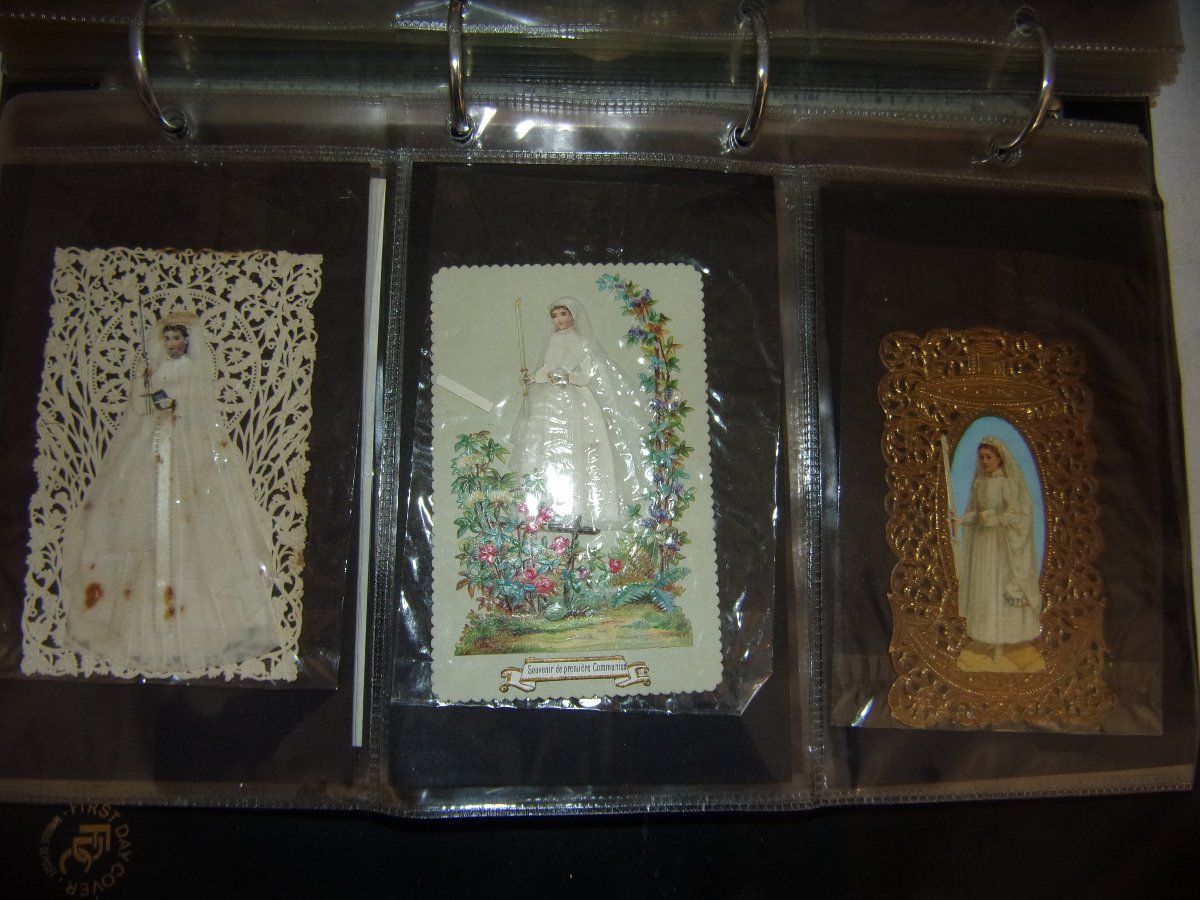 Album Of Religious Images And 19th-century Canivets.-photo-8
