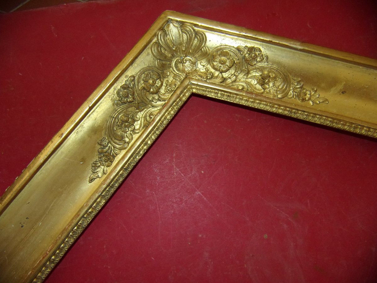 Cadre  original, époque 19ème, en bois doré.-photo-1