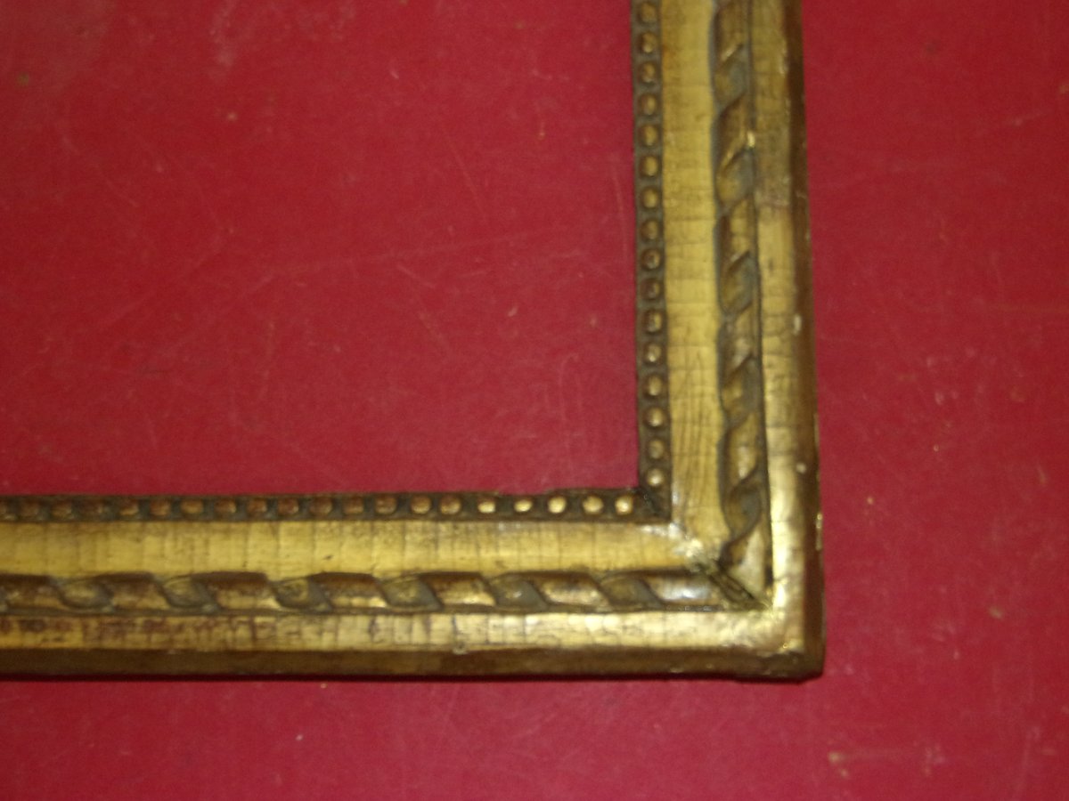 Cadre époque 18 ème, Louis XVI, en bois doré.-photo-1
