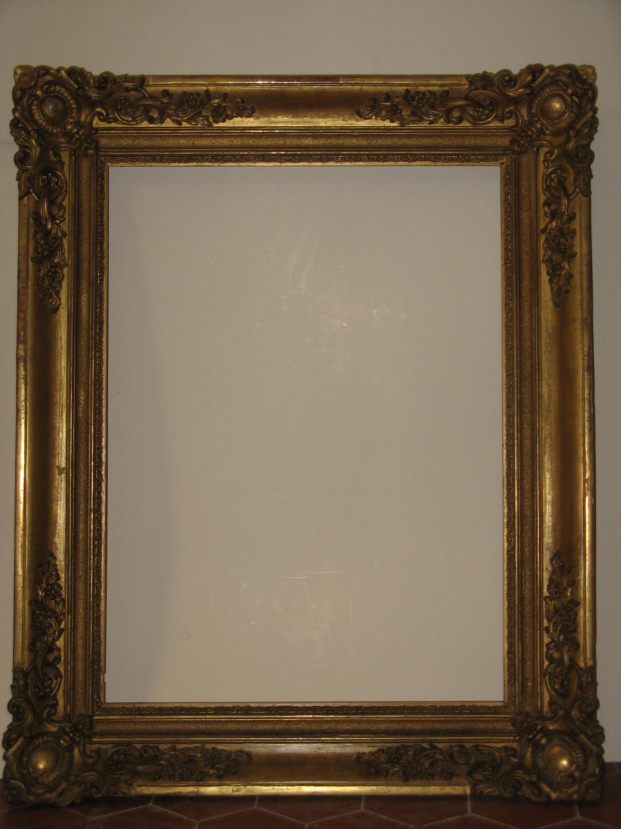 Cadre époque 19ème En Bois Doré.
