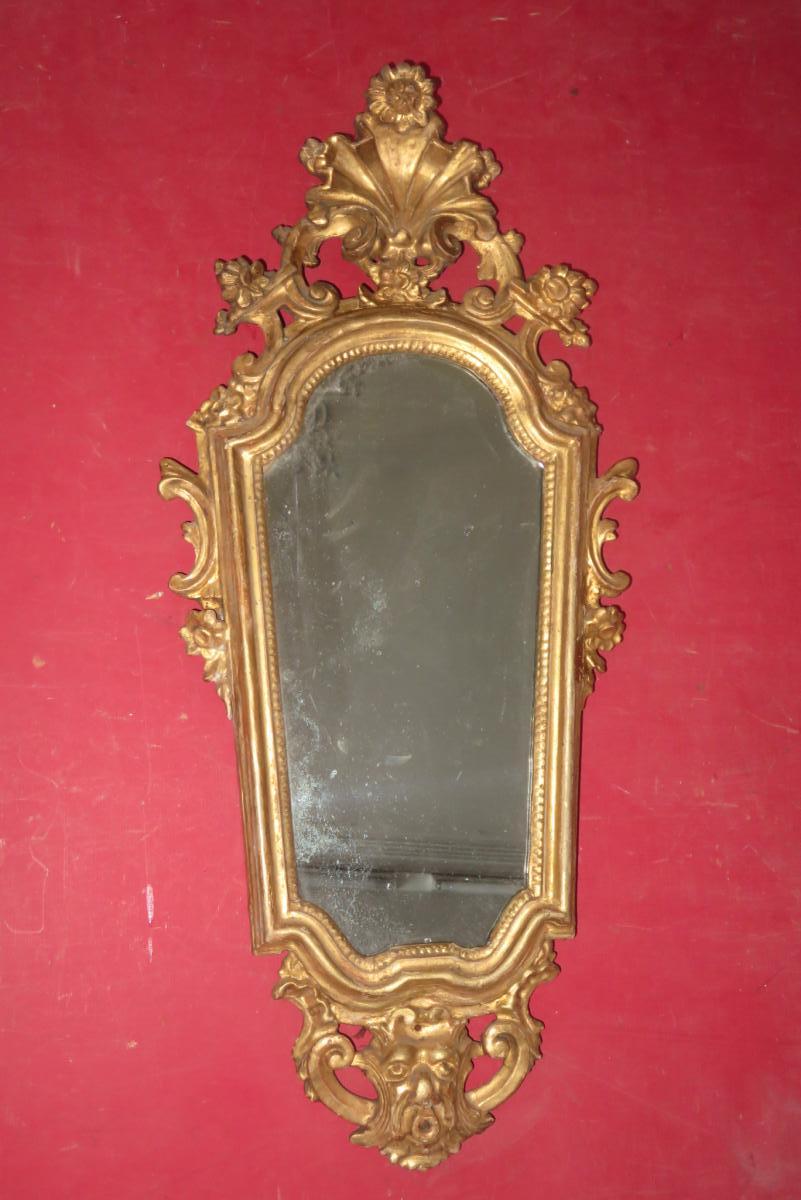 Miroir Italien, En Bois Doré, époque 18ème.