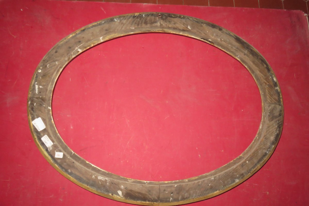Oval Frame, 19th Time In Golden Wood.-photo-4