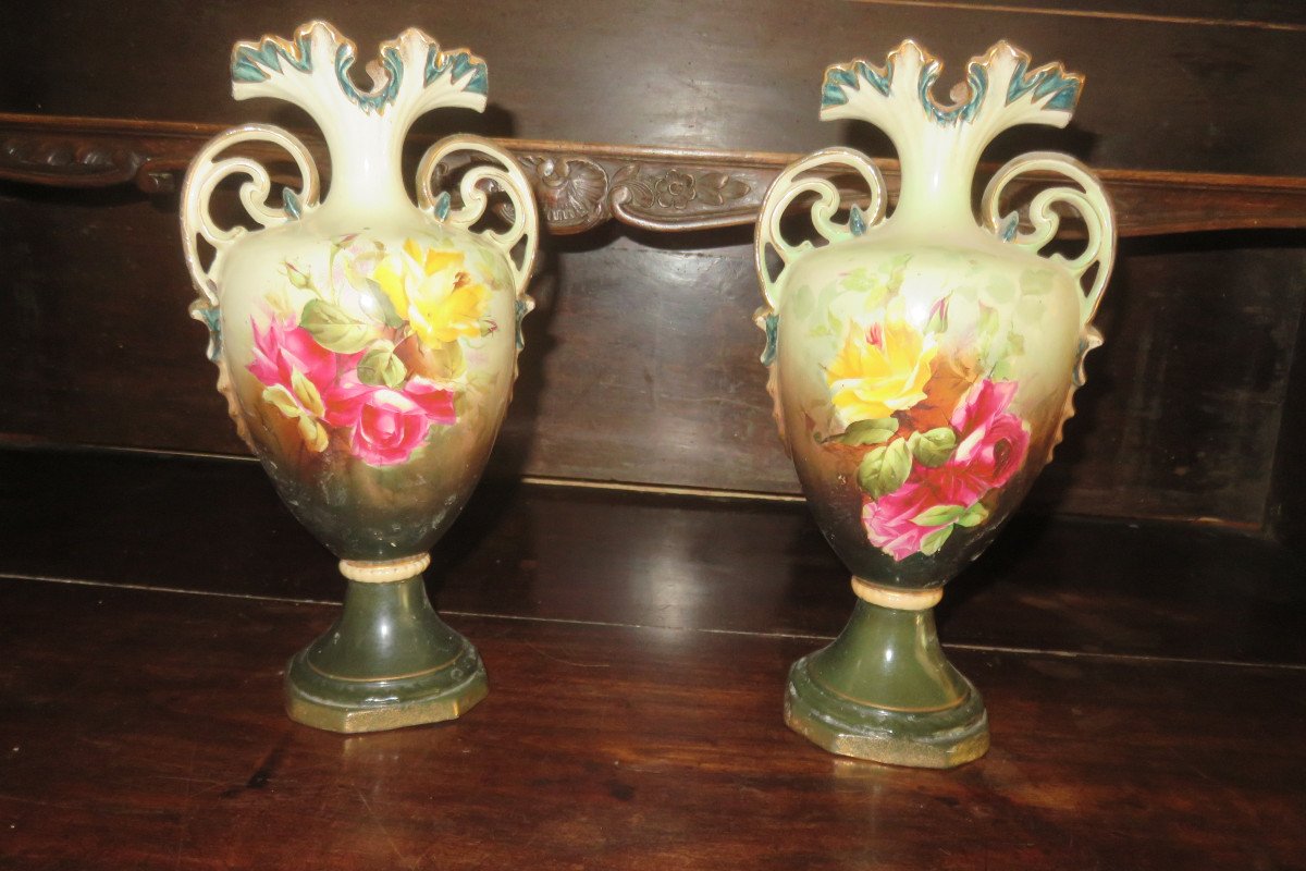 Paire De  Vases en   Porcelaine, époque Fin 19ème.