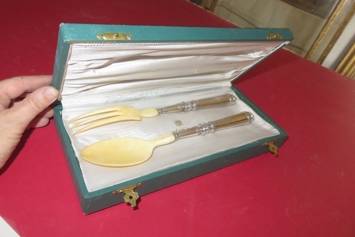 Box: Silver Salad Cutlery, Late 19th Time