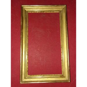 Cadre époque 19ème, en bois doré.