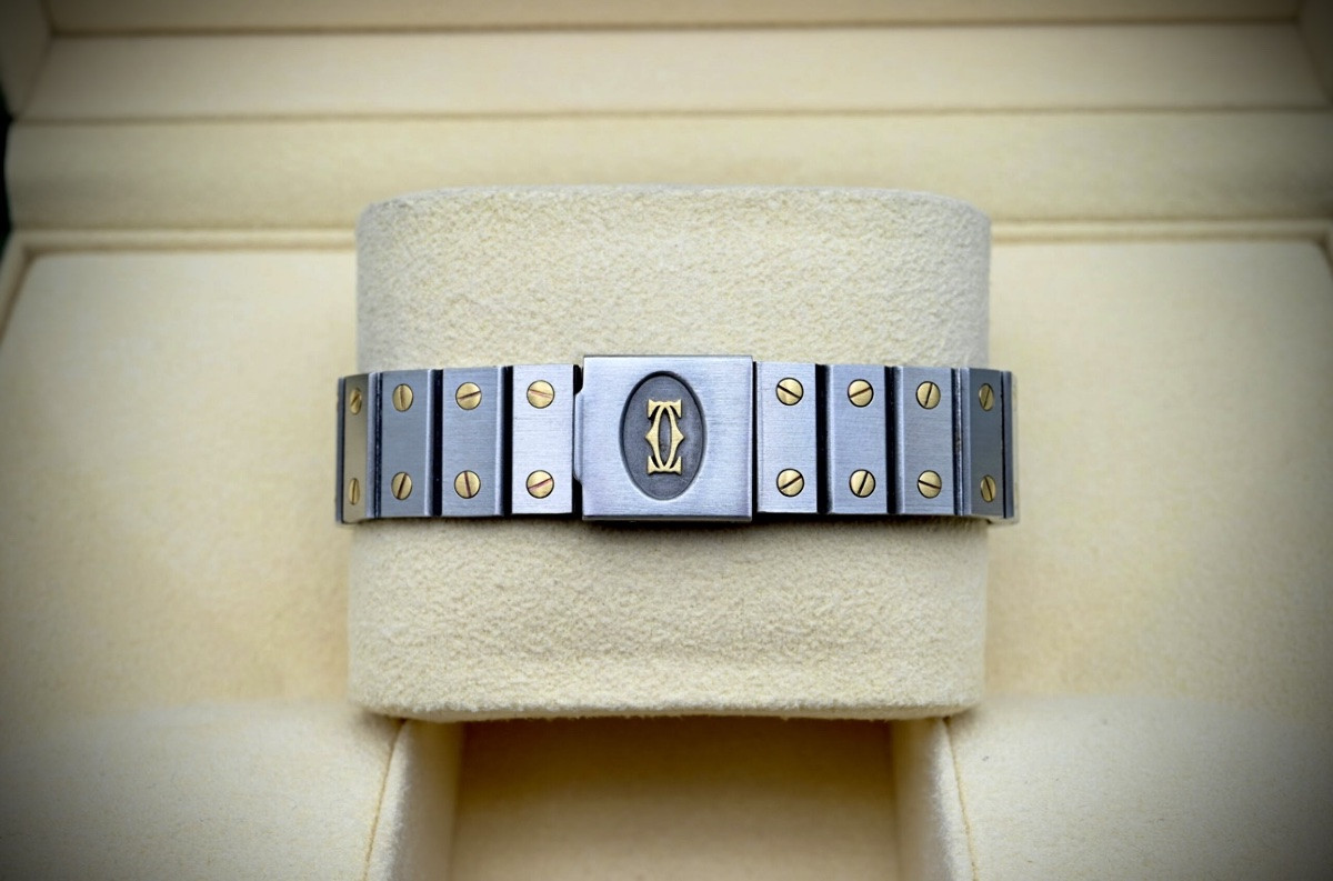 Cartier Santos Octogonale Automatic Unisex Model-photo-3
