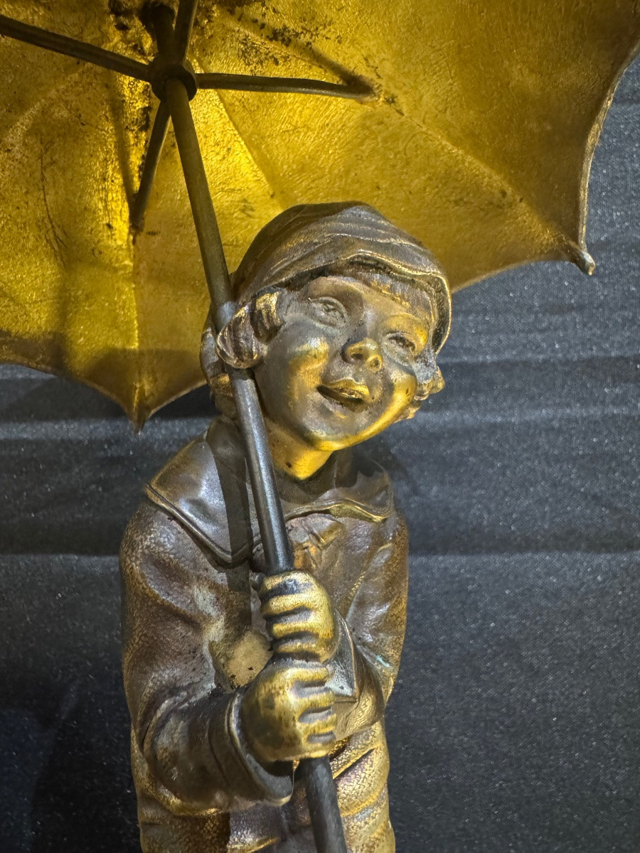 Demetre Chiparus – The Child With An Umbrella Patinated Bronze Sculpture – Onyx Base-photo-2