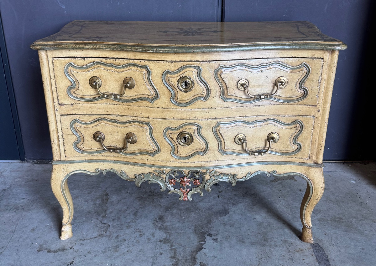 Commode provençale d’époque Louis XV – XVIIIᵉ siècle