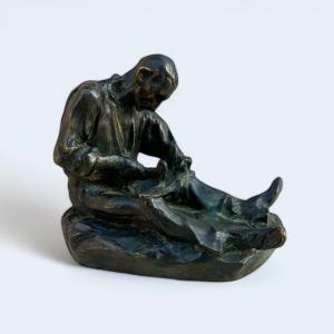 Sculpture En Bronze Signée Dalou « le Moissonneur Affûtant Sa Faux »